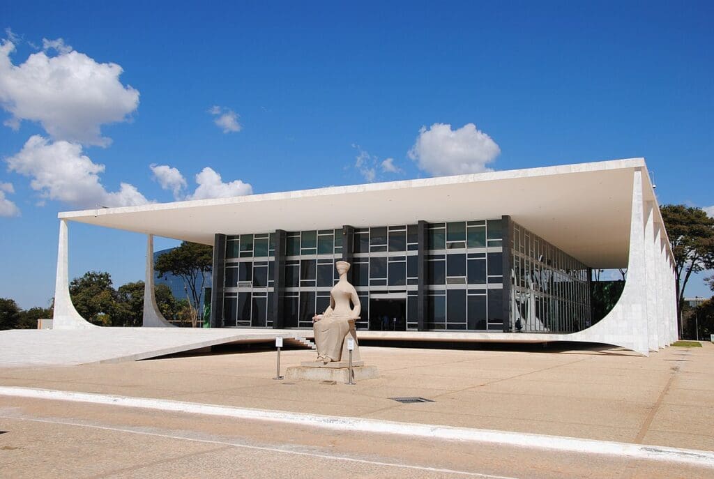 a imagem mostra a sede do Supremo Tribunal Federal 