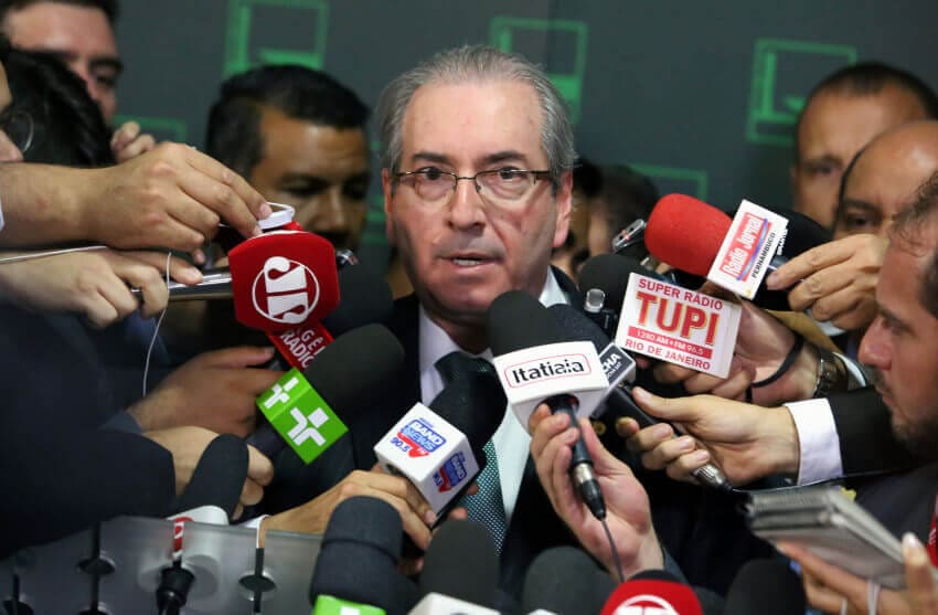 Na imagem, Eduardo Cunho em entrevista de imprensa. Conteúdo sobre centrão.