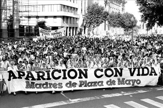 A ditadura argentina e as mães da praça de maio - Politize!