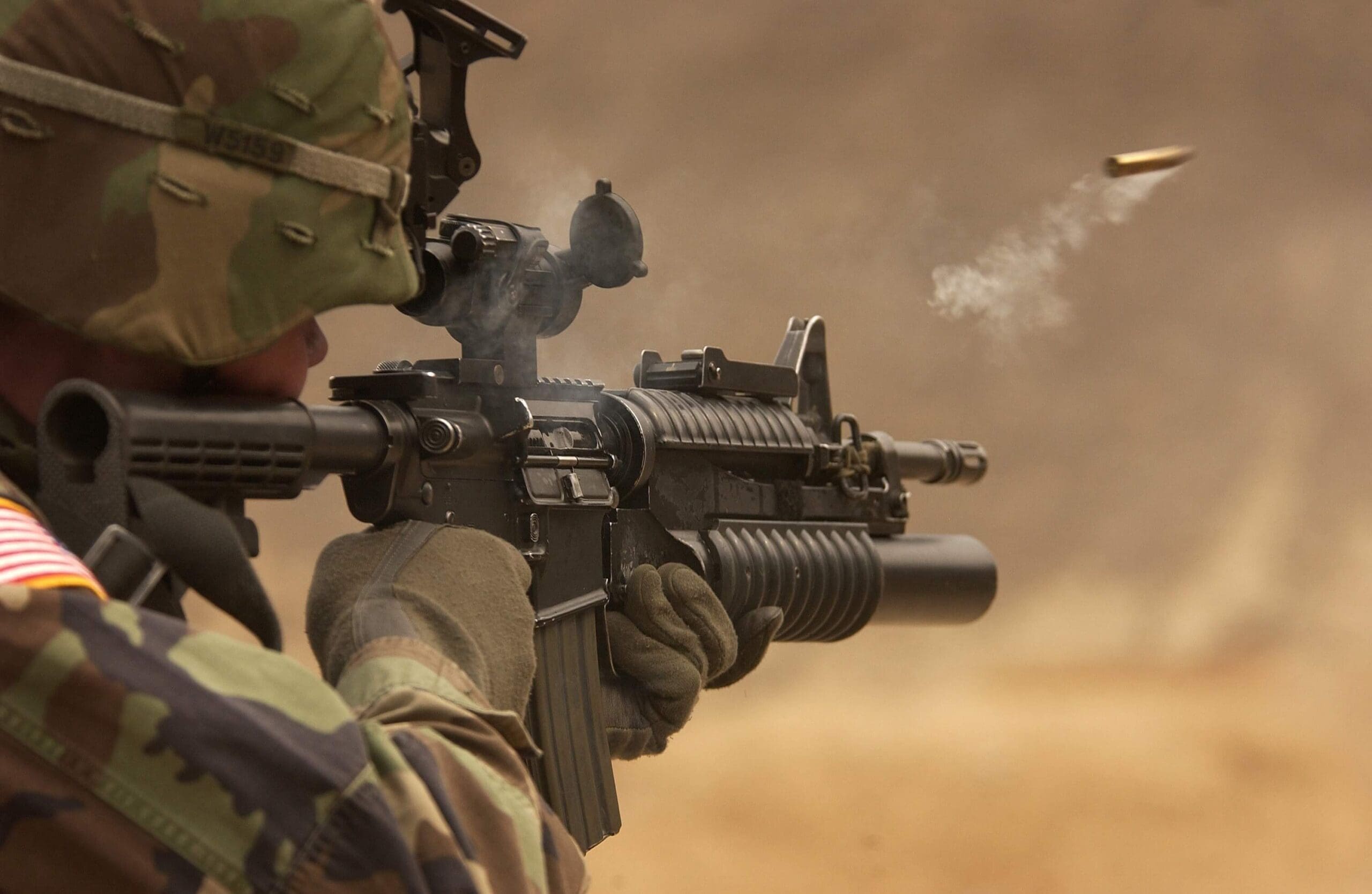 soldado em guerra. Conteúdo direito humanitário Internacional